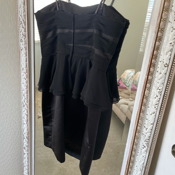 Camille’s Black Gown - Picture 7 of 11